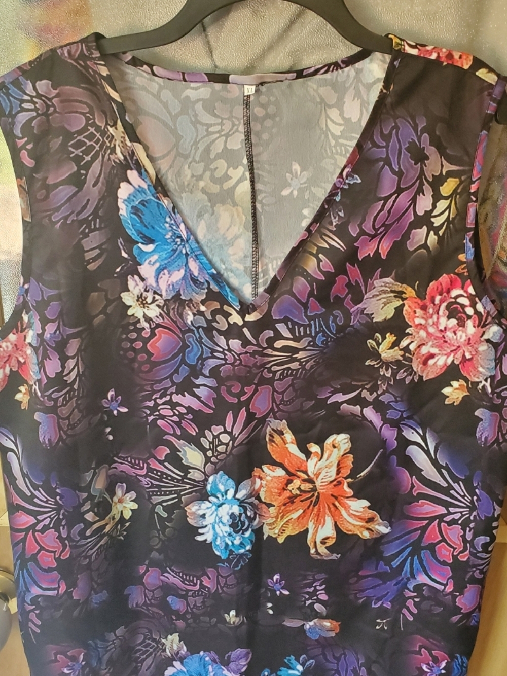 Black Floral V-Neck Sleeveless Tank - Multi Colored